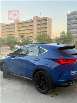لێکزس NX